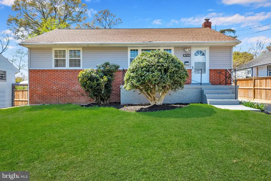 2712 Hughes Rd, Hyattsville, MD 20783 - #2
