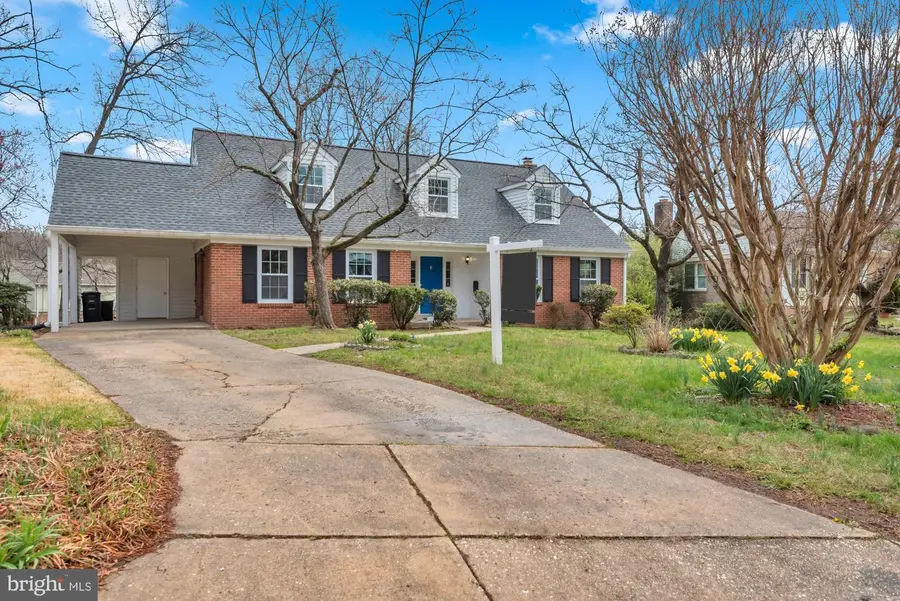 10115 Chickadee Ln, Hyattsville, MD 20783 - #2