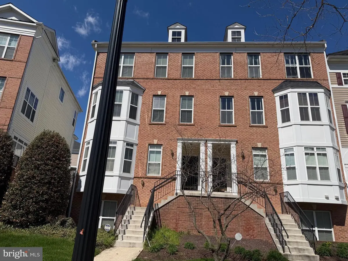 5550 Capital Gateway Dr #394, Suitland, MD 20746 - #1