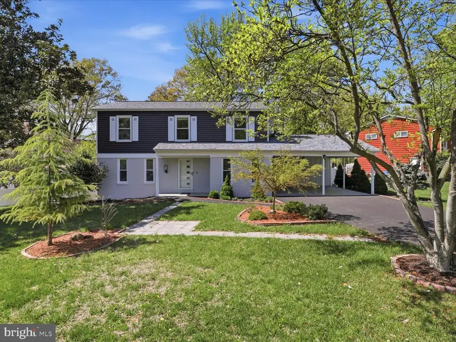 9127 Loughran Rd, Fort Washington, MD 20744 - #2