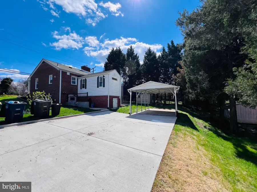 7604 Adelphi Rd, Hyattsville, MD 20783 - #3