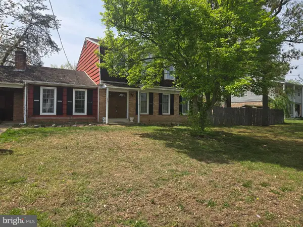 9401 Pine View Ln, CLINTON, MD 20735