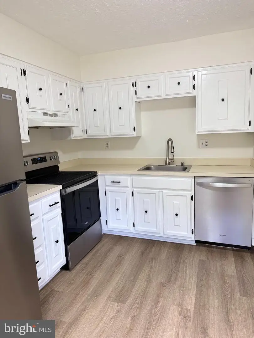 8915 Grandhaven Ave, Upper Marlboro, MD 20772 - #3