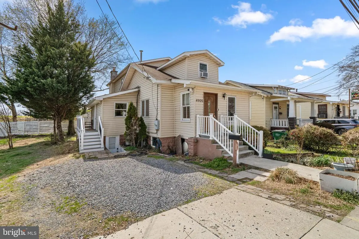 4905 Decatur St, Hyattsville, MD 20781 - #1