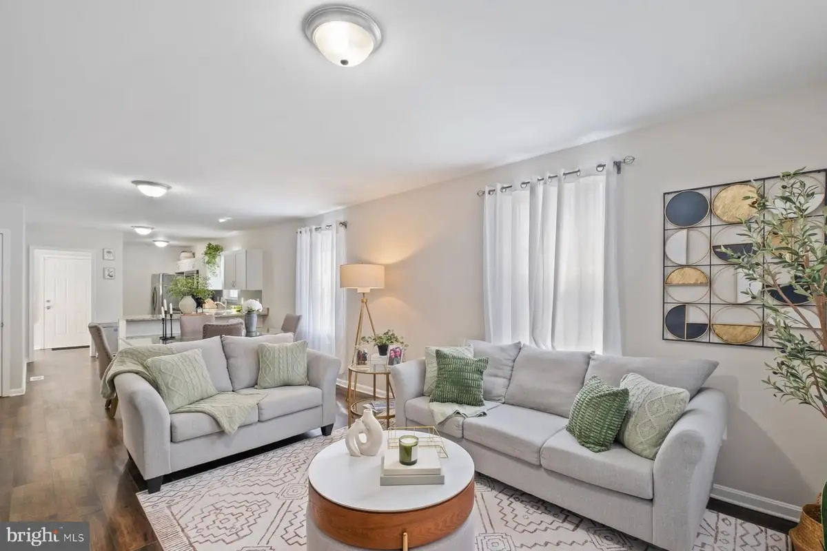 6401 Halleck St, District Heights, MD 20747 - #1