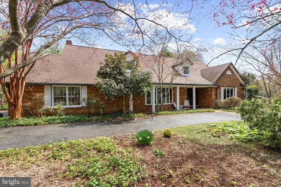 12316 Hatton Point Rd, Fort Washington, MD 20744 - #2