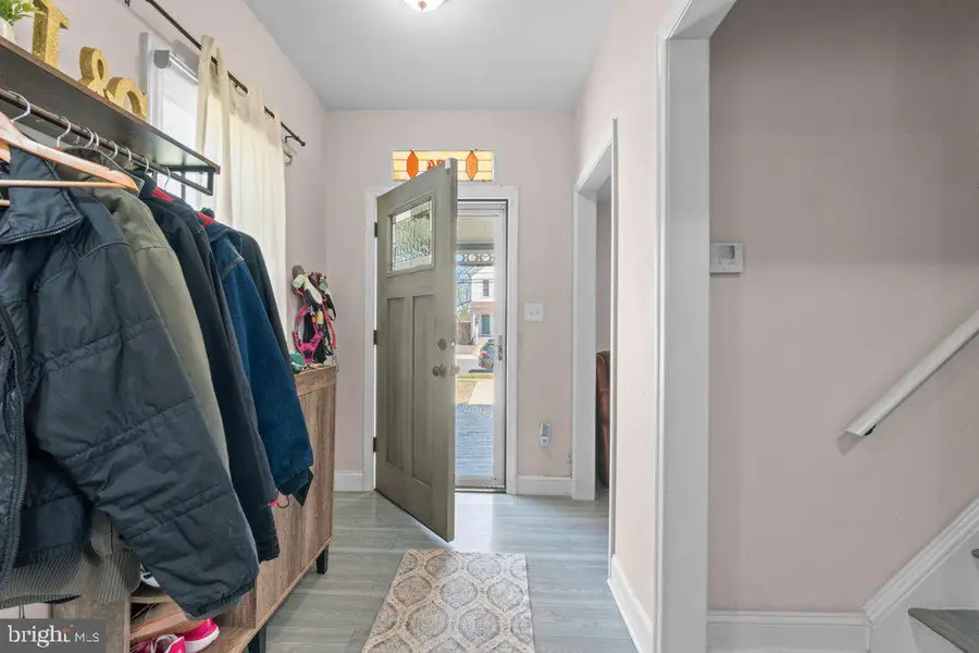 324 Laurel Ave, Laurel, MD 20707 - #2