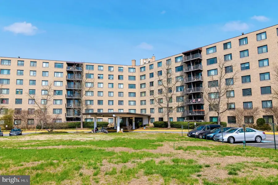 3450 Toledo Ter #205, Hyattsville, MD 20782 - #2