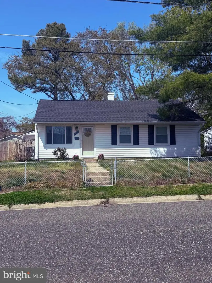 1010 Elkhart St, Oxon Hill, MD 20745 - #1