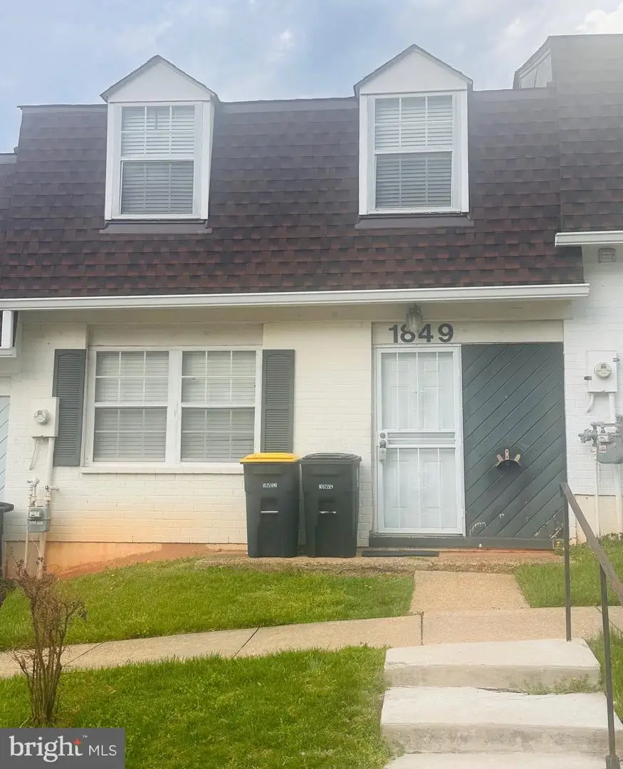 1849 Village Green Dr, Hyattsville, MD 20785 - #2