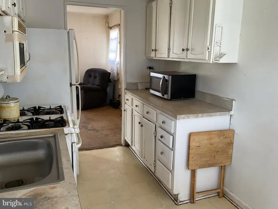 2520 Newglen Ave, District Heights, MD 20747 - #3