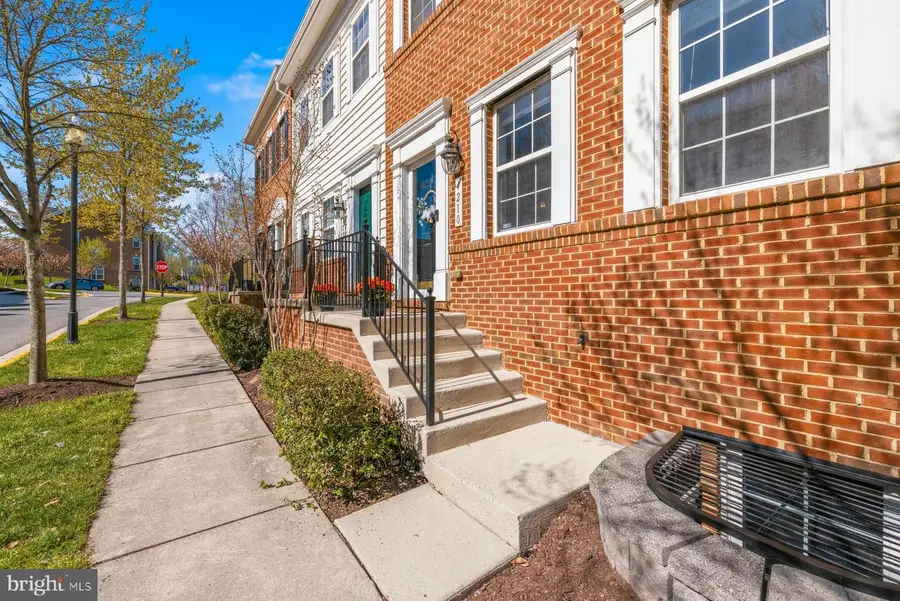 4210 Talmadge Cir, Suitland, MD 20746 - #2