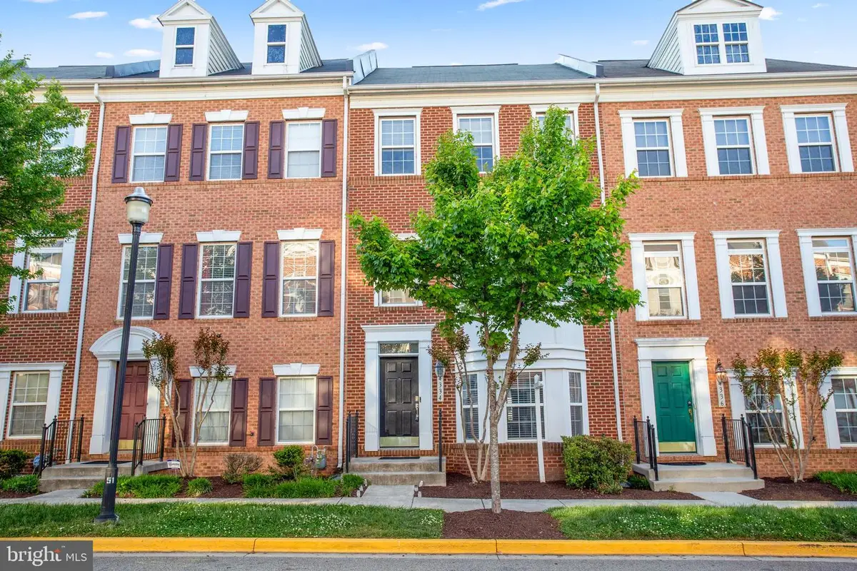 4334 Talmadge Cir, Suitland, MD 20746 - #1