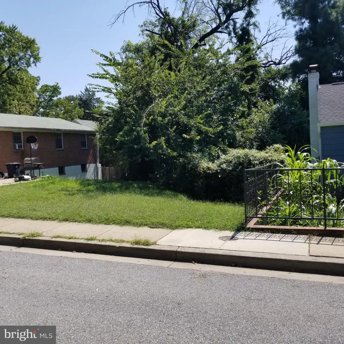 15 Akin Ave, Capitol Heights, MD 20743 - #1