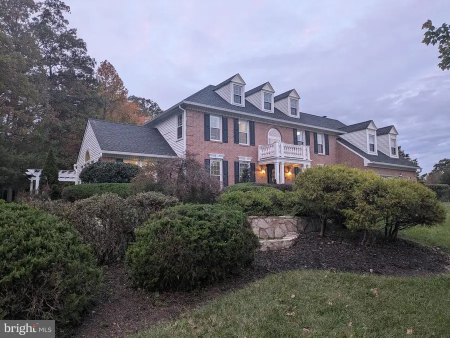 7514 Lake Glen Dr, Glenn Dale, MD 20769 - #2