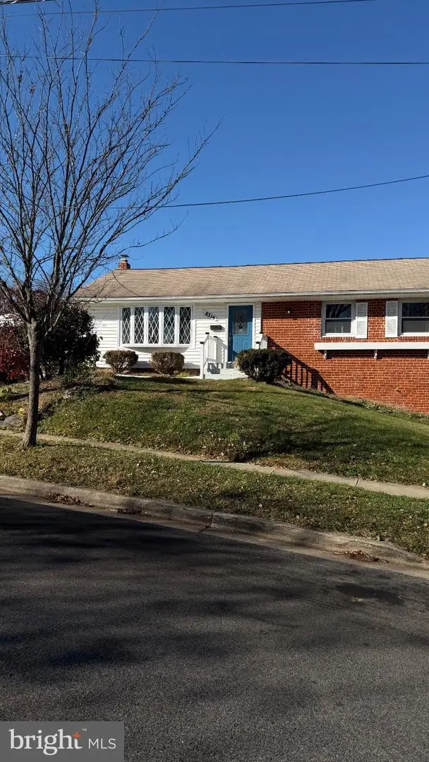 8314 Nicholson St, Hyattsville, MD 20784 - #2