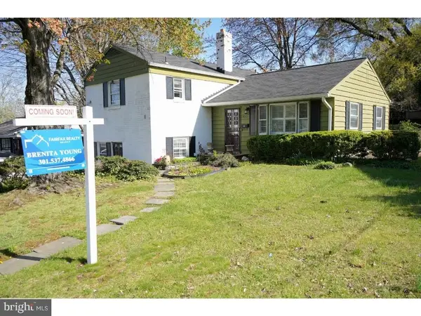 8301 Legation Rd, HYATTSVILLE, MD 20784