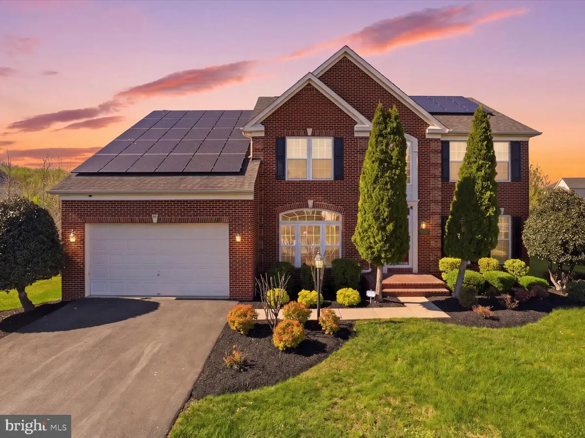 14202 Derby Ridge Rd, Bowie, MD 20721 - #1