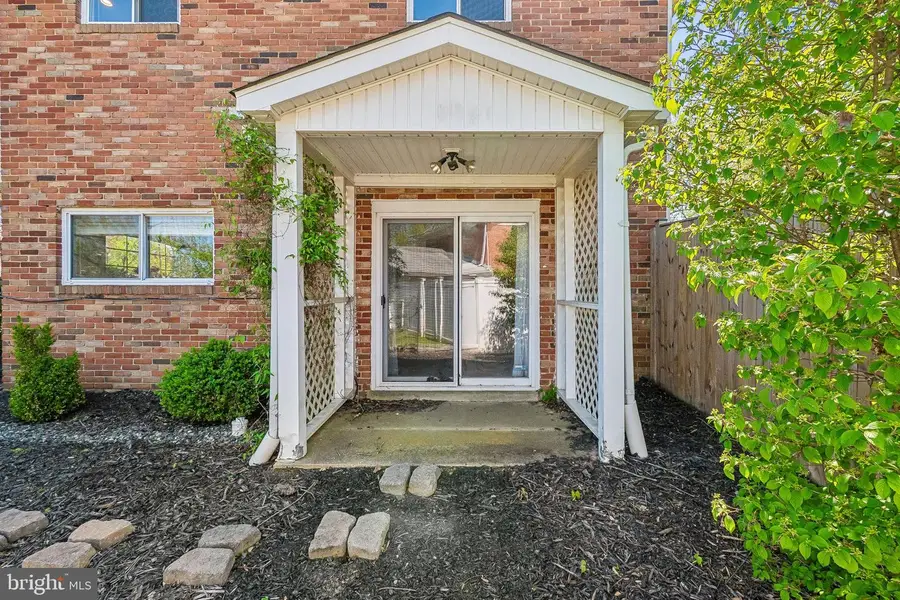 6203 Tyburn St, Temple Hills, MD 20748 - #3