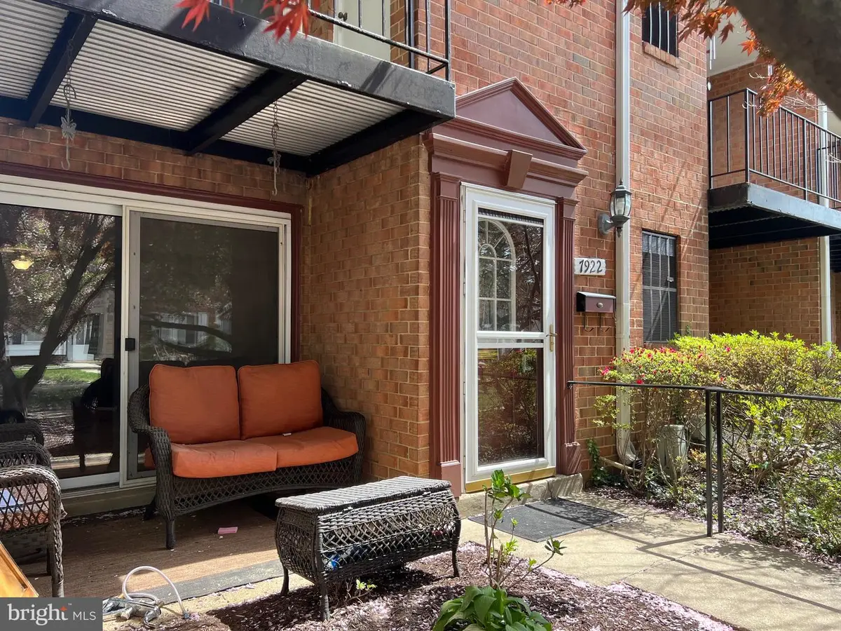 7922 Lakecrest Dr, Greenbelt, MD 20770 - #1