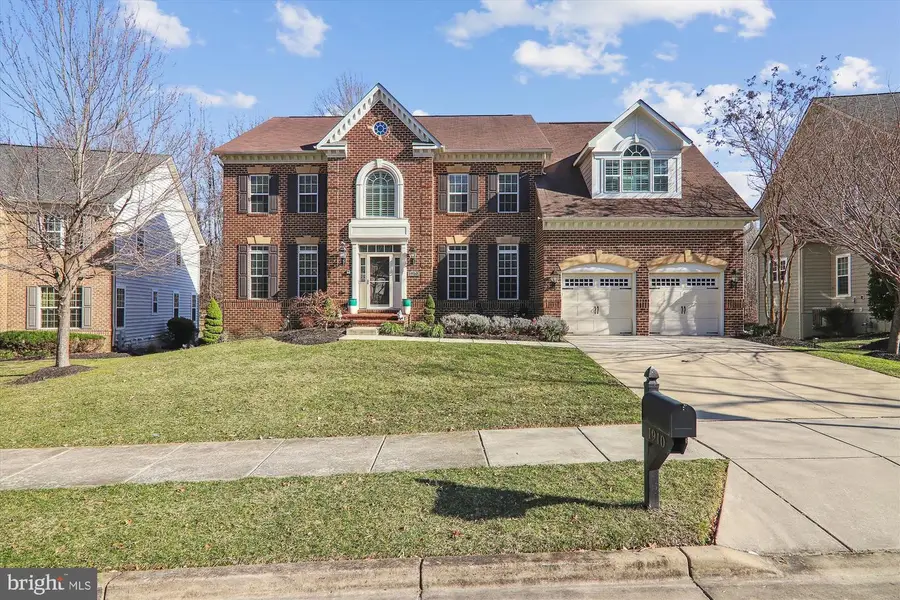 1910 Lake Forest Dr, Upper Marlboro, MD 20774 - #2