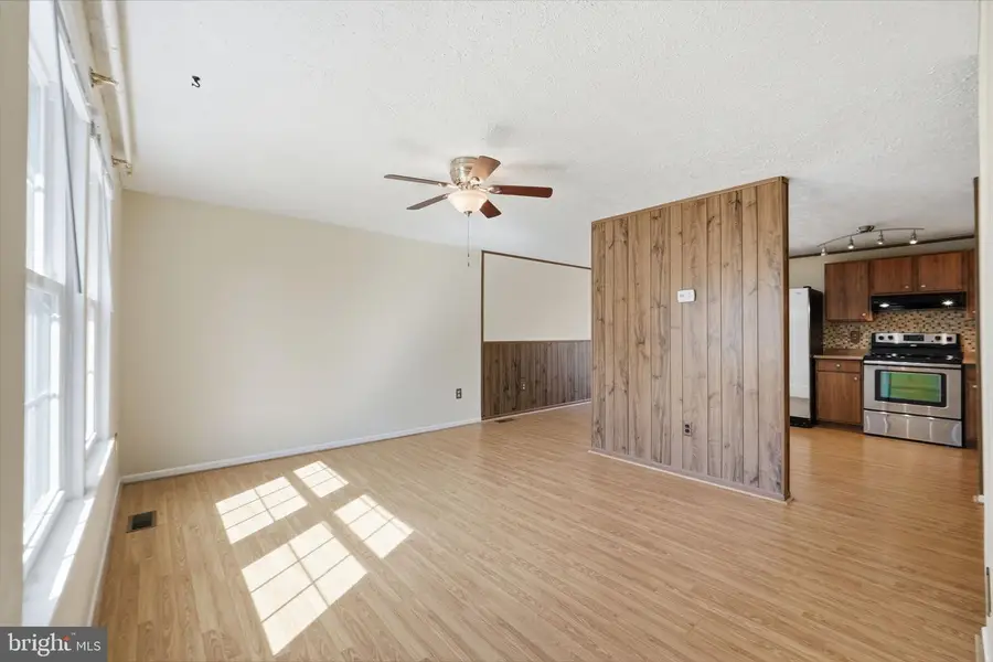 10300 Forestgrove Ln, Bowie, MD 20721 - #2