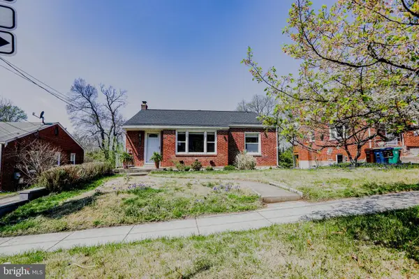 3104 Gumwood Dr, HYATTSVILLE, MD 20783