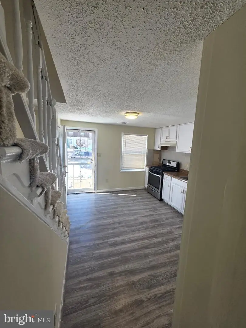 1835 Village Green Dr, Hyattsville, MD 20785 - #3