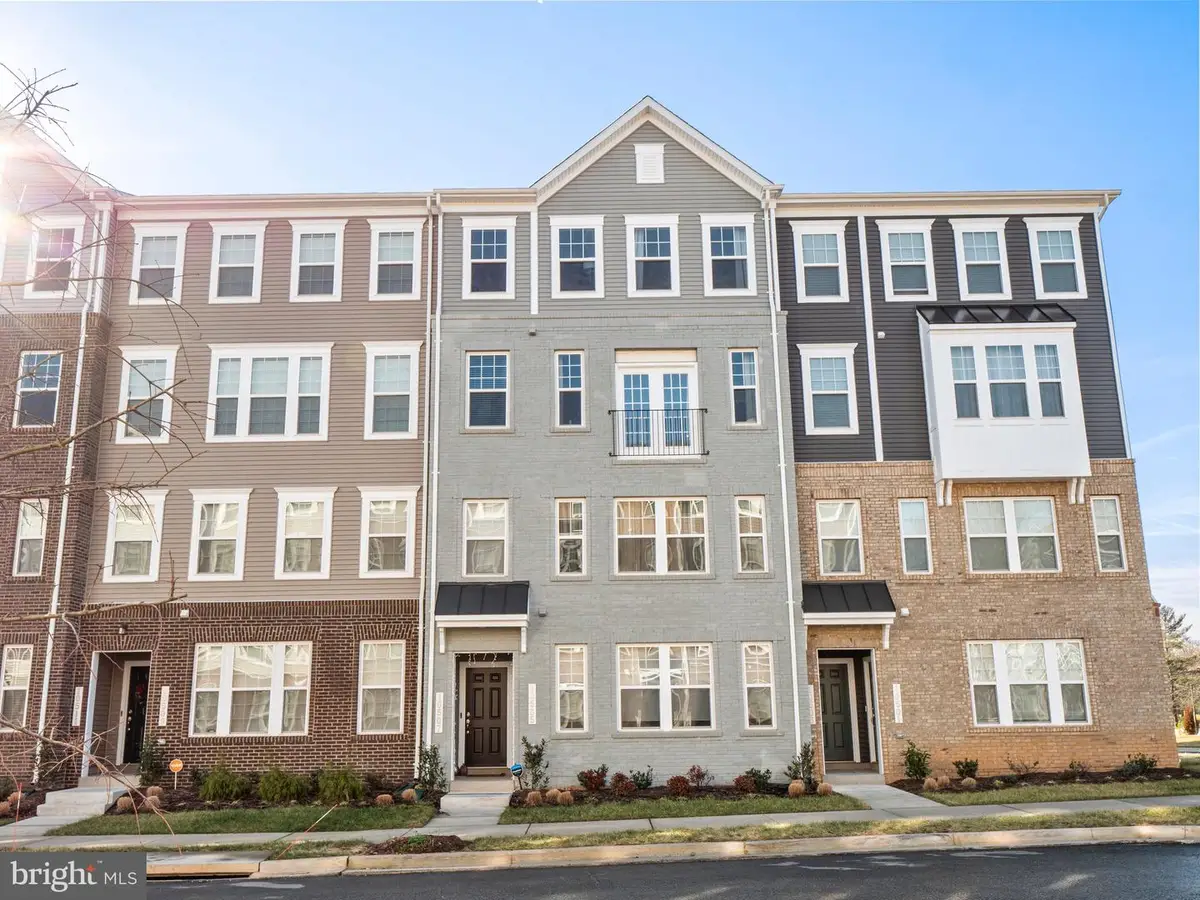 10507 Jim Lovell Ln, Lanham, MD 20706 - #1