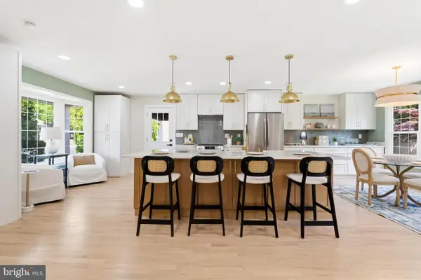 5203 Lansing Dr, TEMPLE HILLS, MD 20748