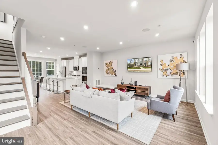 7109 Gladebrook Rd, Brandywine, MD 20613 - #2