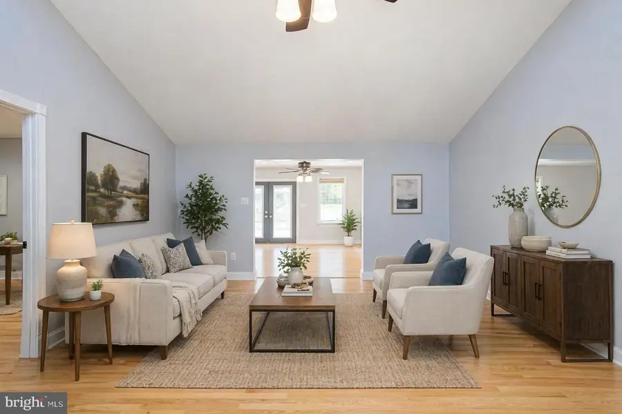 10601 Barnsdale Dr, Cheltenham, MD 20623 - #2