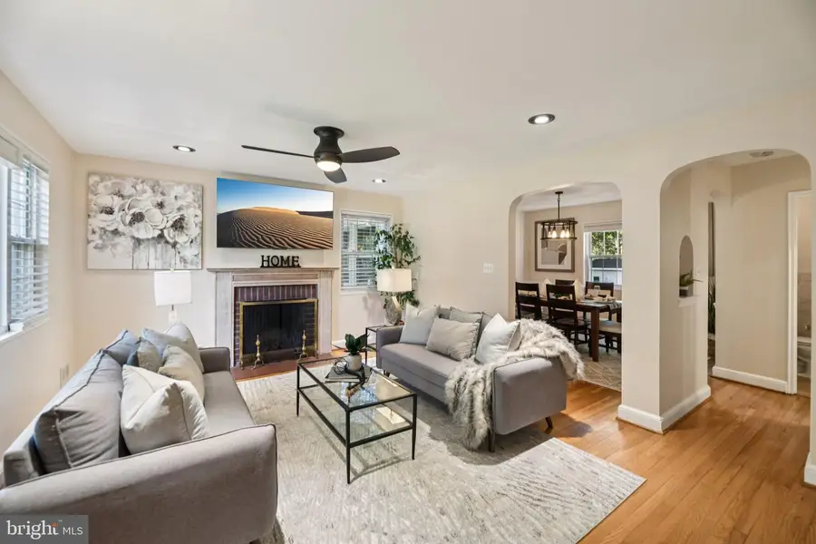 4012 Beechwood Rd, University Park, MD 20782 - #3