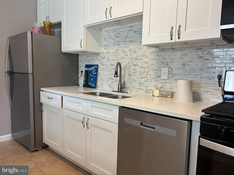 9276 Adelphi Rd #201, Hyattsville, MD 20783 - #2