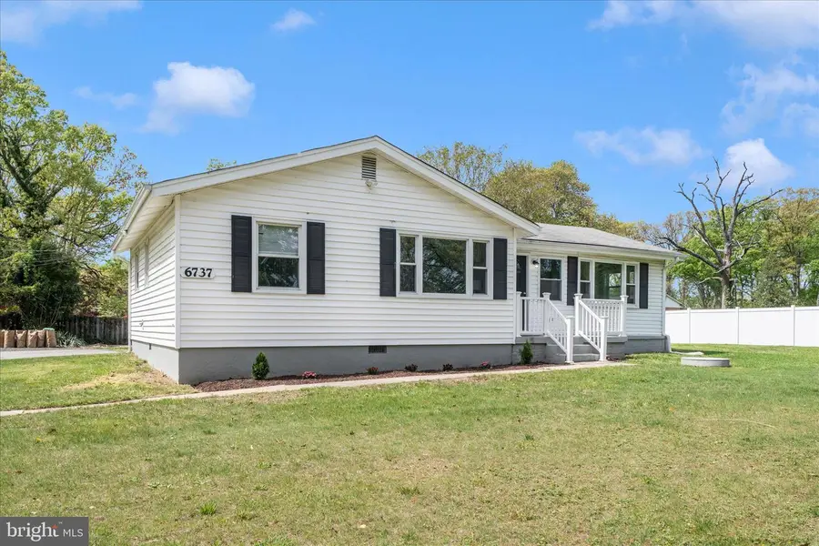 6737 Allentown Rd, Temple Hills, MD 20748 - #3