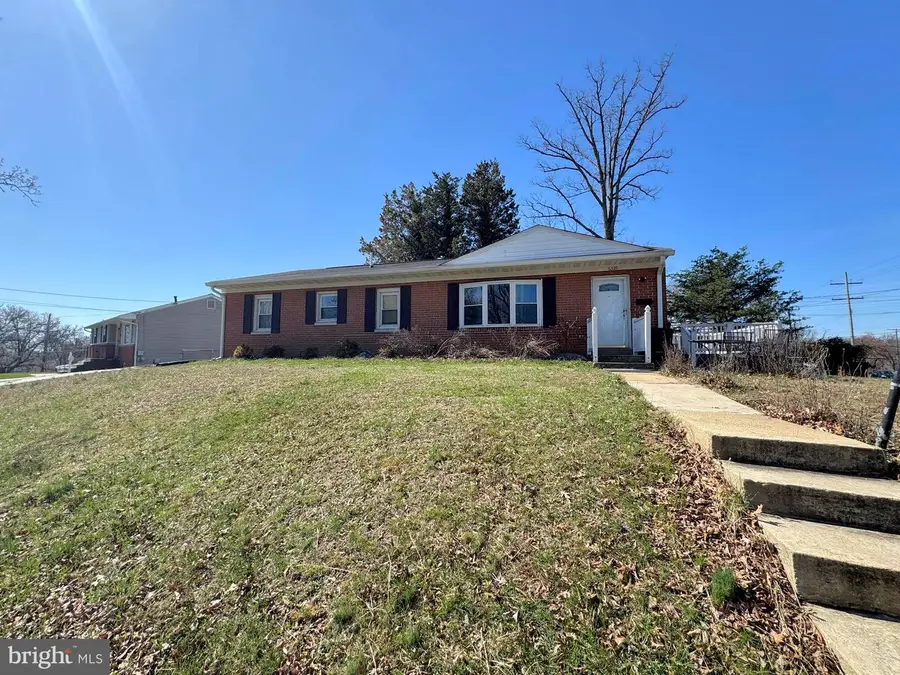 6528 Jodie St, Hyattsville, MD 20784 - #2