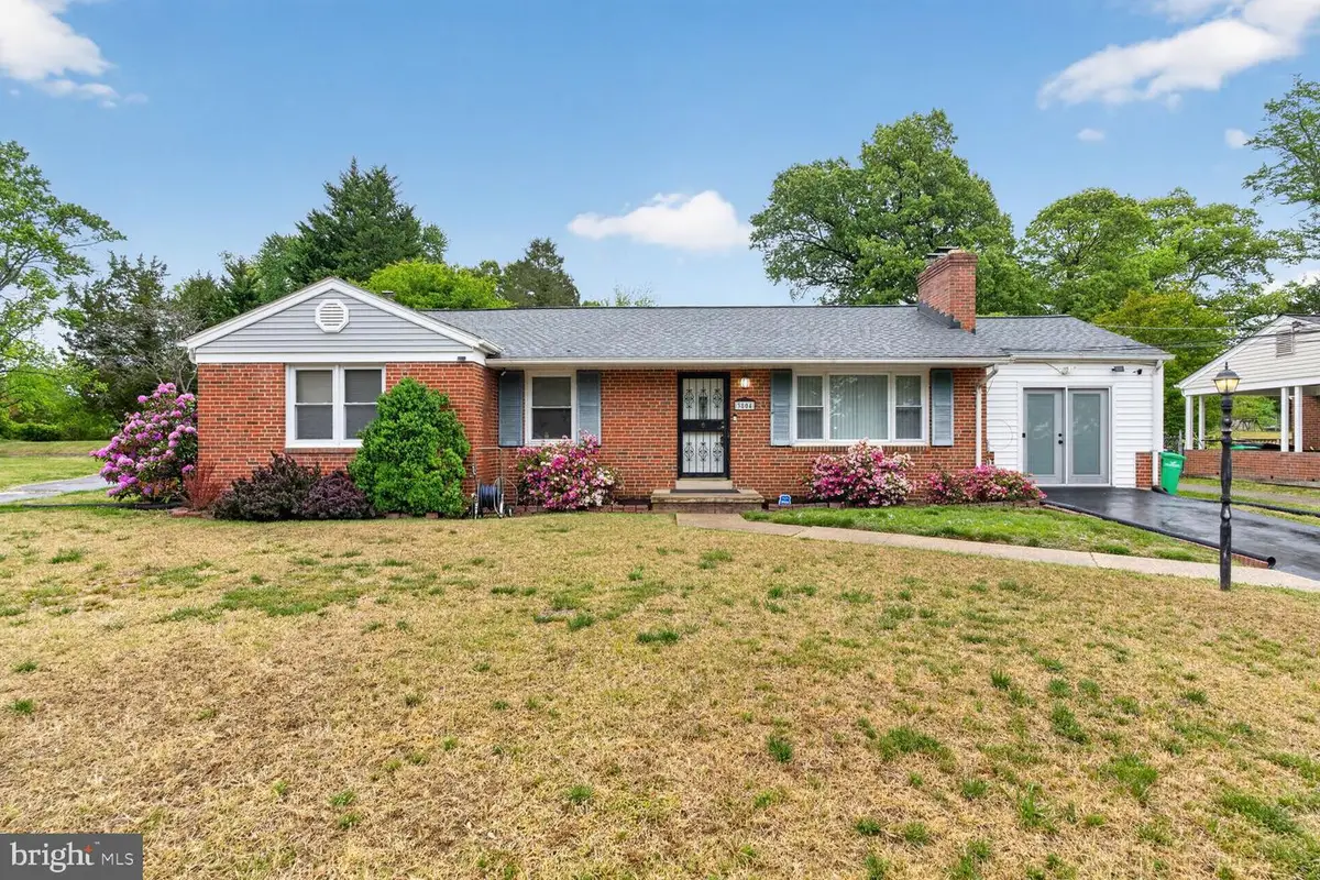 3804 Hemlock Pl, Temple Hills, MD 20748 - #1