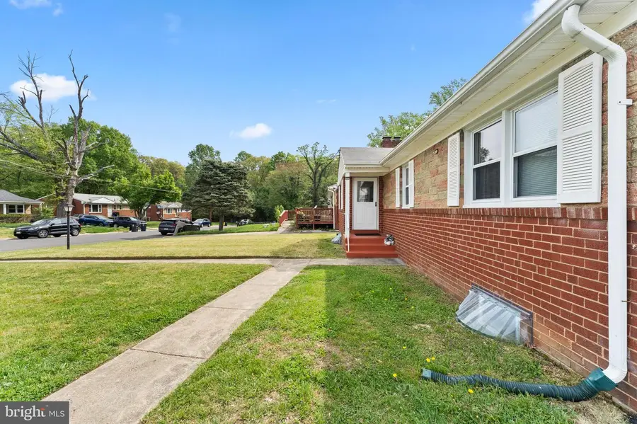 7211 Beltz Dr, District Heights, MD 20747 - #3