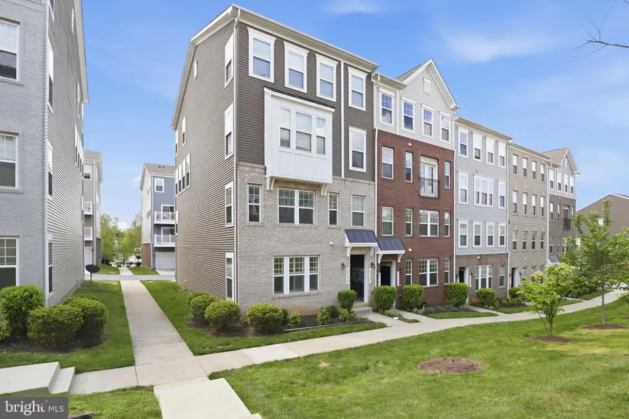 2739 Pinebrook Rd, Landover, MD 20785 - #2