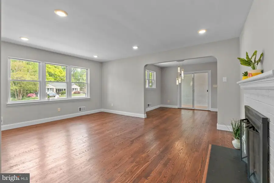 5001 Sharon Rd, Temple Hills, MD 20748 - #2