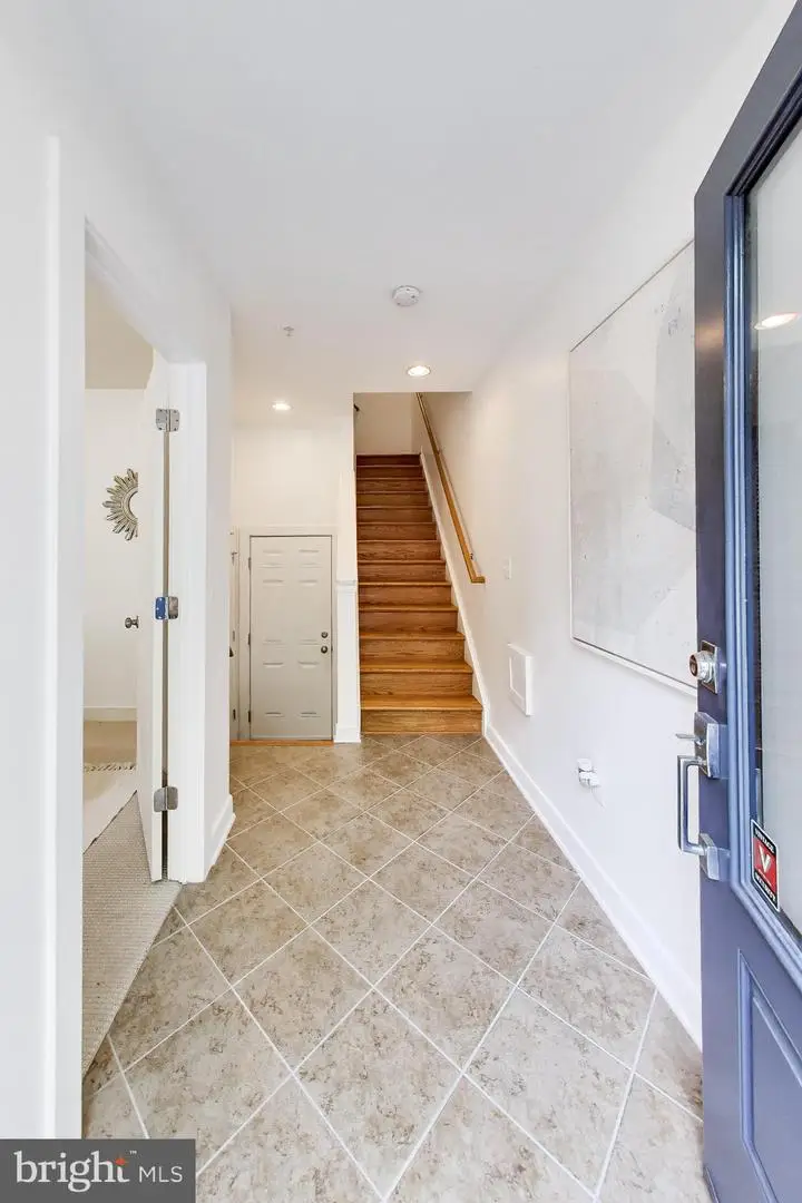 5813 Lustine St, Hyattsville, MD 20781 - #2