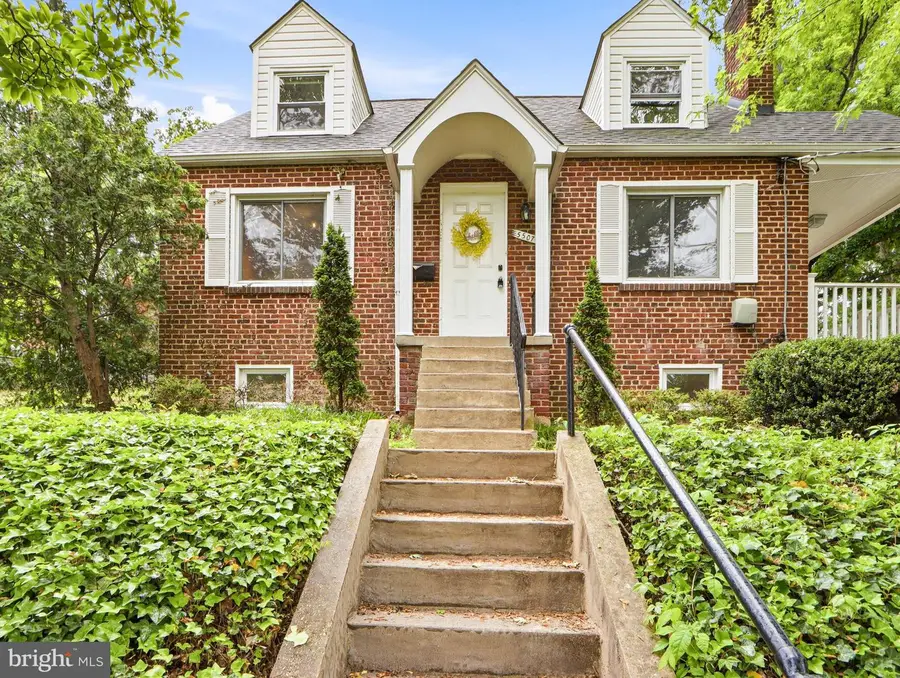 5507 Gallatin St, Hyattsville, MD 20781 - #2