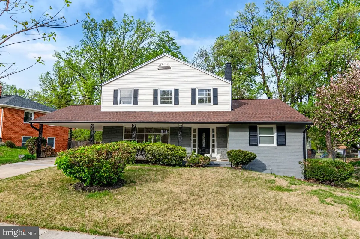 10906 Bennington Dr, Upper Marlboro, MD 20774 - #1