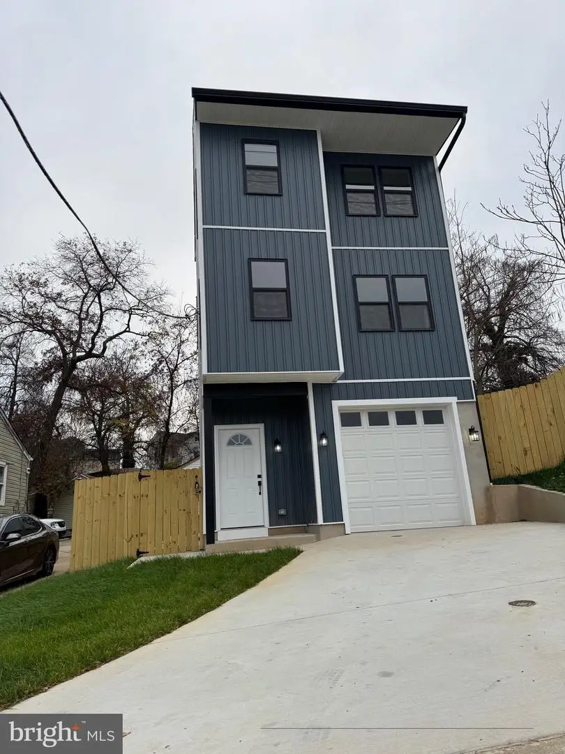 4 Akin Ave, Capitol Heights, MD 20743 - #1