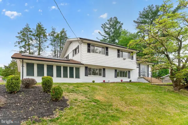 5406 Chesterfield Dr, TEMPLE HILLS, MD 20748