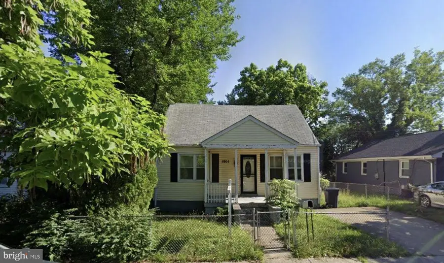 5904 K St, Capitol Heights, MD 20743 - #2