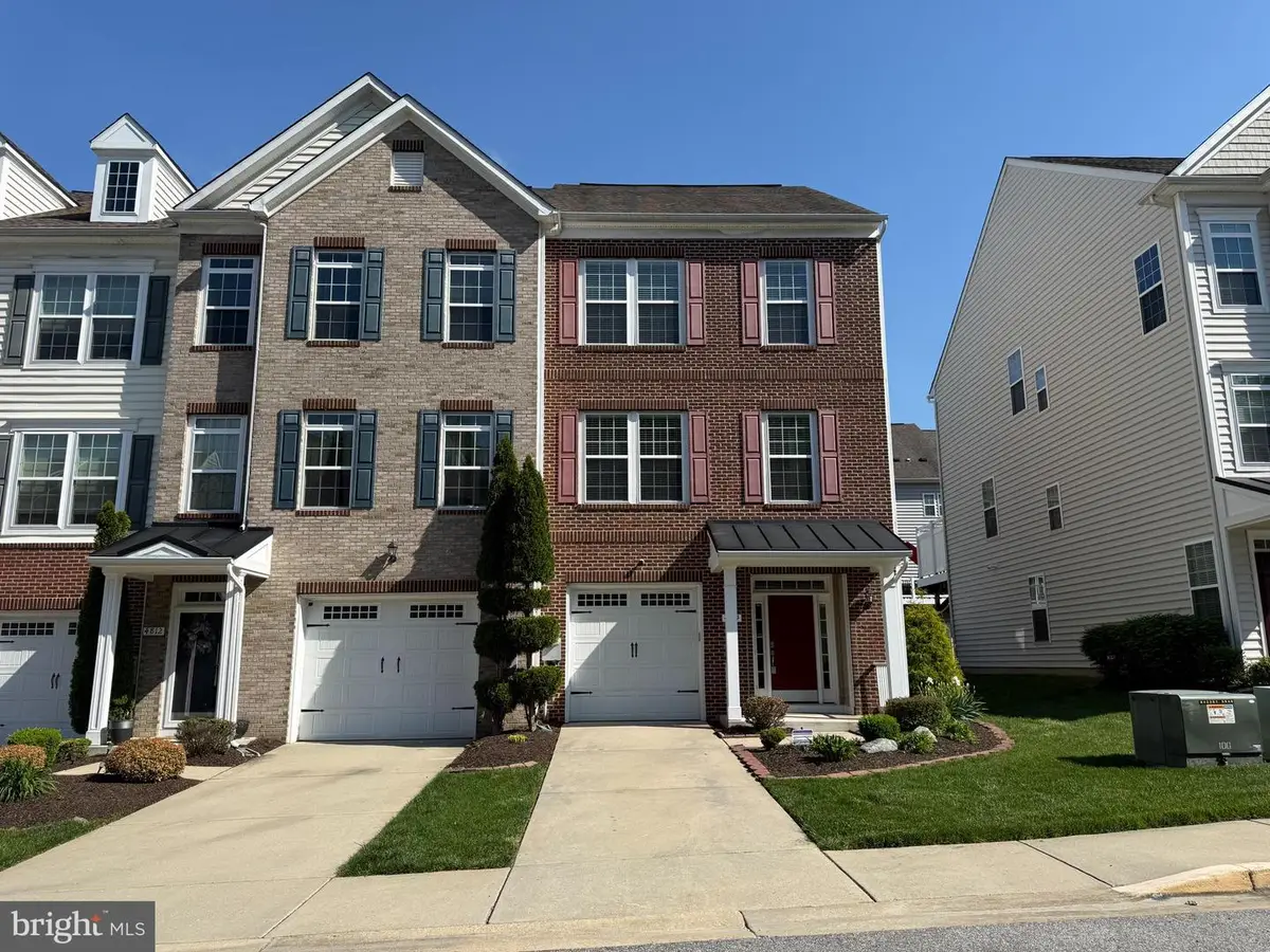 4814 Forest Pines Dr, Upper Marlboro, MD 20772 - #1