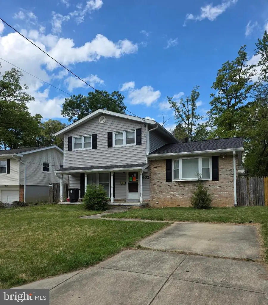 9602 Dubarry Ave, Lanham, MD 20706 - #2