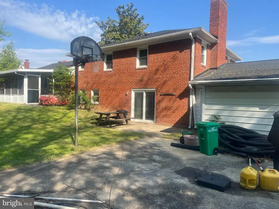 6003 Bedford Ln, Clinton, MD 20735 - #2