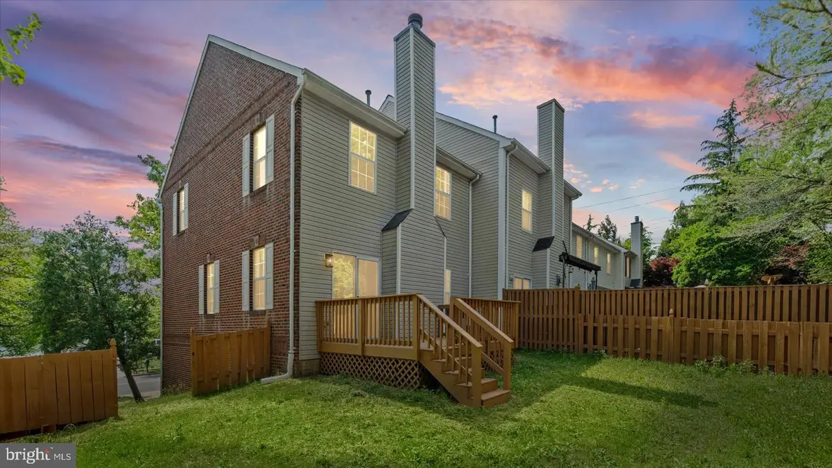 13818 Gullivers Trl, Bowie, MD 20720 - #1